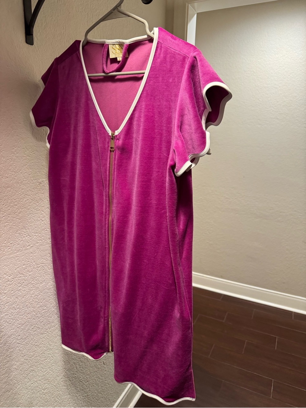 Women's Pink Velour Zip-Front Robe with White Trim